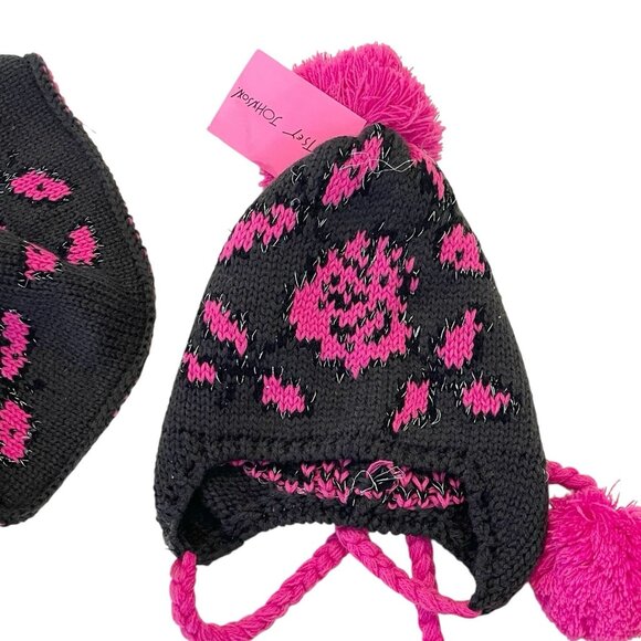 Betsey Johnson Gift Set Beanie Pom Pom & Circle Scarf Black Pink Rose Print NEW - Picture 6 of 7
